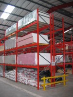 Stakrak SR2000 Series Pallet Racking offers flexible storage opportunities for building materials and bagged products